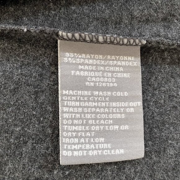 Jana - Sleeveless Square Neck Ruffle Tank - Picture 4 of 6